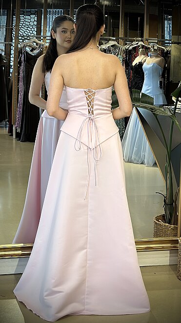 Pembe Straplez Yaka Göğüs Dekolteli Kloş Etekli Saten Uzun Abiye Elbise 11227-05 - 5