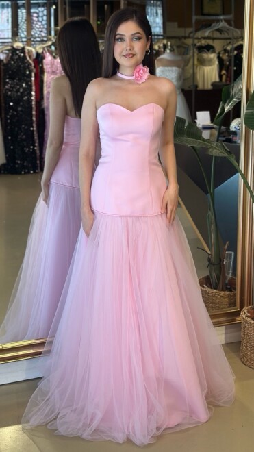 Pembe Straplez Yaka Sırt Dekolteli Kloş Etekli Tül Uzun Abiye Elbise 11234-01 