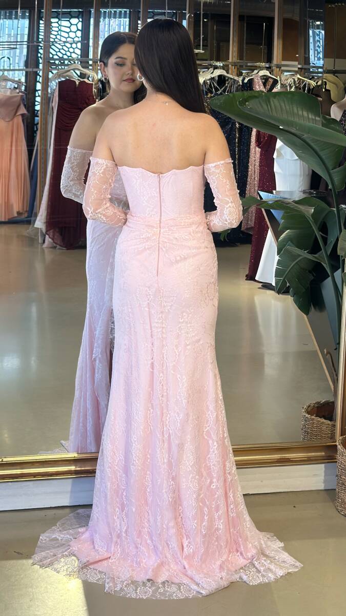 Pembe Straplez Yaka Uzun Kollu Anvelop Yırtmaçlı Düz Kesim Likralı Dantel Uzun Abiye Elbise 11204-05 - 5