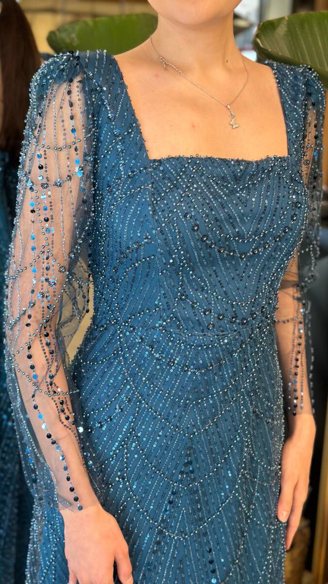 Petrol Renk Kare Yaka Uzun Kollu Kloş Etekli Pullu Boncuklu Uzun Abiye Elbise 11047-22 - 4