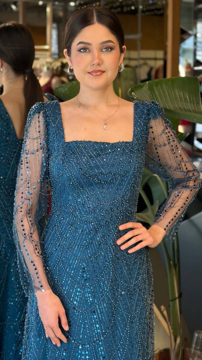 Petrol Renk Kare Yaka Uzun Kollu Kloş Etekli Pullu Boncuklu Uzun Abiye Elbise 11047-22 - 3