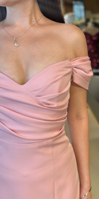 Pudra Madonna Yaka Yırtmaçlı Düz Kesim Krep Midi Abiye Elbise 7696 - 4