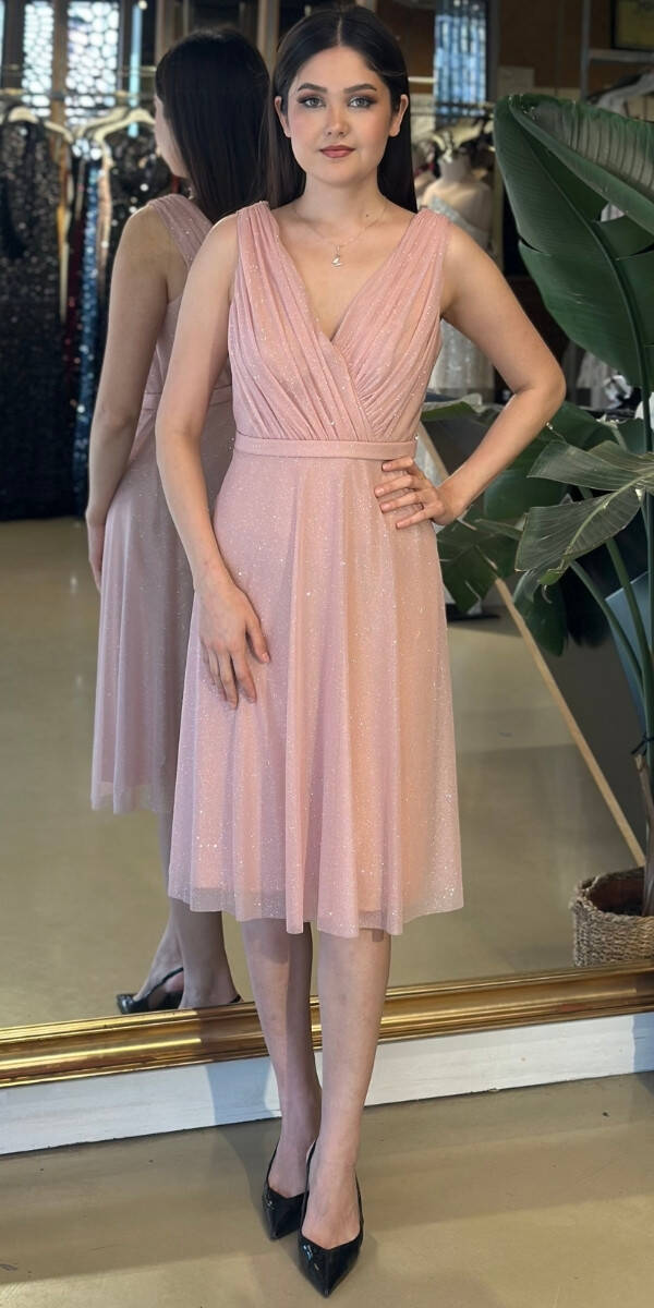 Pudra Renk Kalın Askı Kloş Etekli Simli Kısa Abiye Elbise 7119 - 1