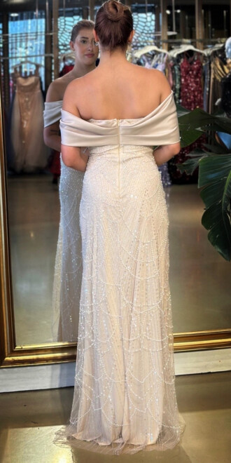 Pudra Renk Madonna Yaka Yırtmaçlı Düz Kesim Pullu Boncuklu Uzun Abiye Elbise 11029-05 - 5