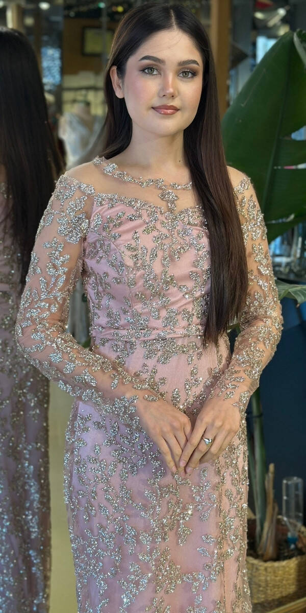 Pudra Renk Yuvarlak Yaka Uzun Kollu Düz Kesim Simli Uzun Abiye Elbise 11030-01 - 3