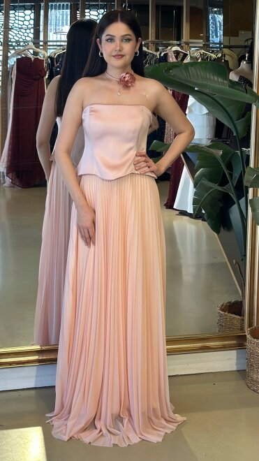 Pudra Straplez Yaka Çiçek Detaylı Kloş Etekli Tül Uzun Abiye Elbise 11153-07 - abiyeniall