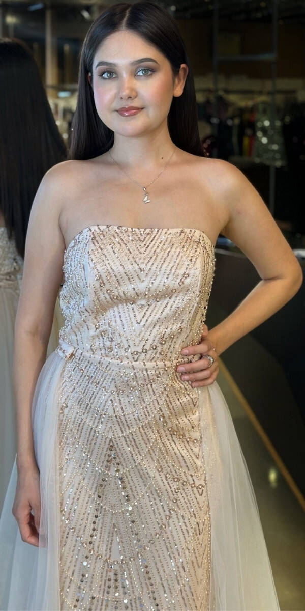 Pudra Straplez Yaka Tül Pelerin Etekli Pullu Boncuklu Uzun Abiye Elbise 7705 - 3