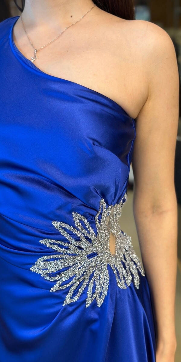 Saks Tek Omuzlu Taş Detaylı Düz Kesim Saten Uzun Abiye Elbise 7684 - 4