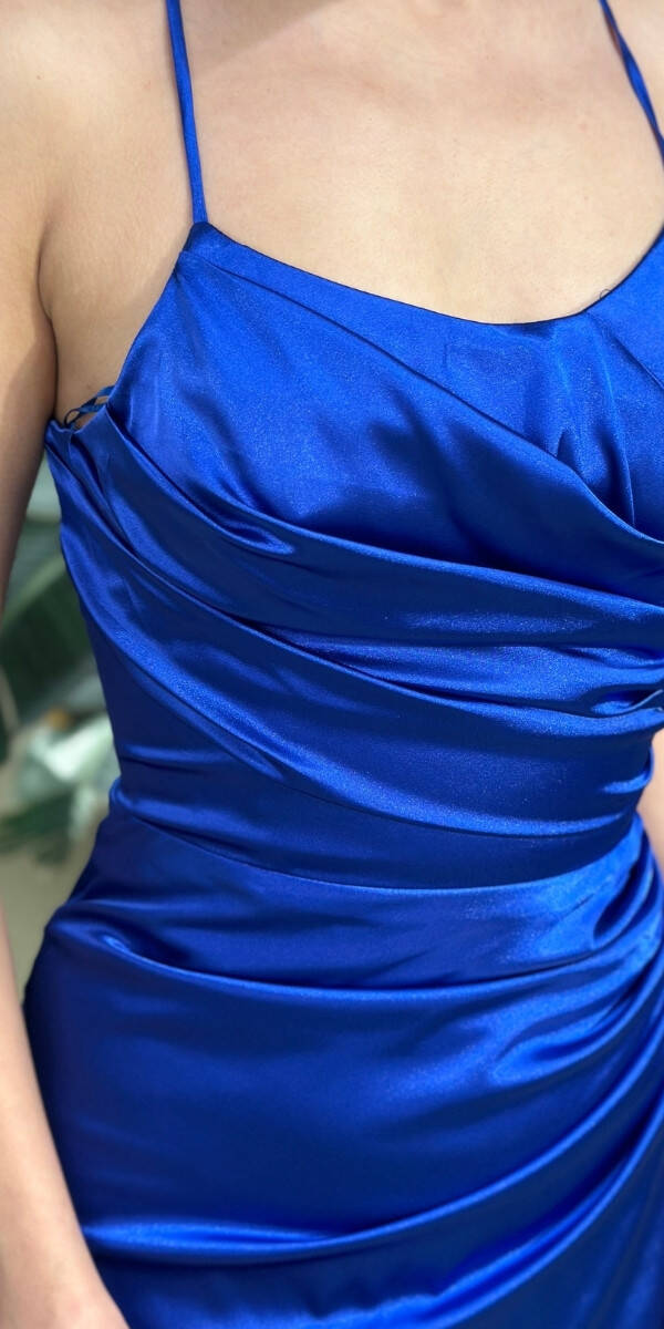 Saks Yuvarlak Yaka İp Askılı Sırt Dekolteli Yırtmaçlı Düz Kesim Saten Uzun Abiye Elbise 11105-01 - 4