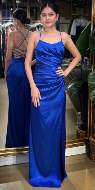 Saks Yuvarlak Yaka İp Askılı Sırt Dekolteli Yırtmaçlı Düz Kesim Saten Uzun Abiye Elbise 11105-01 