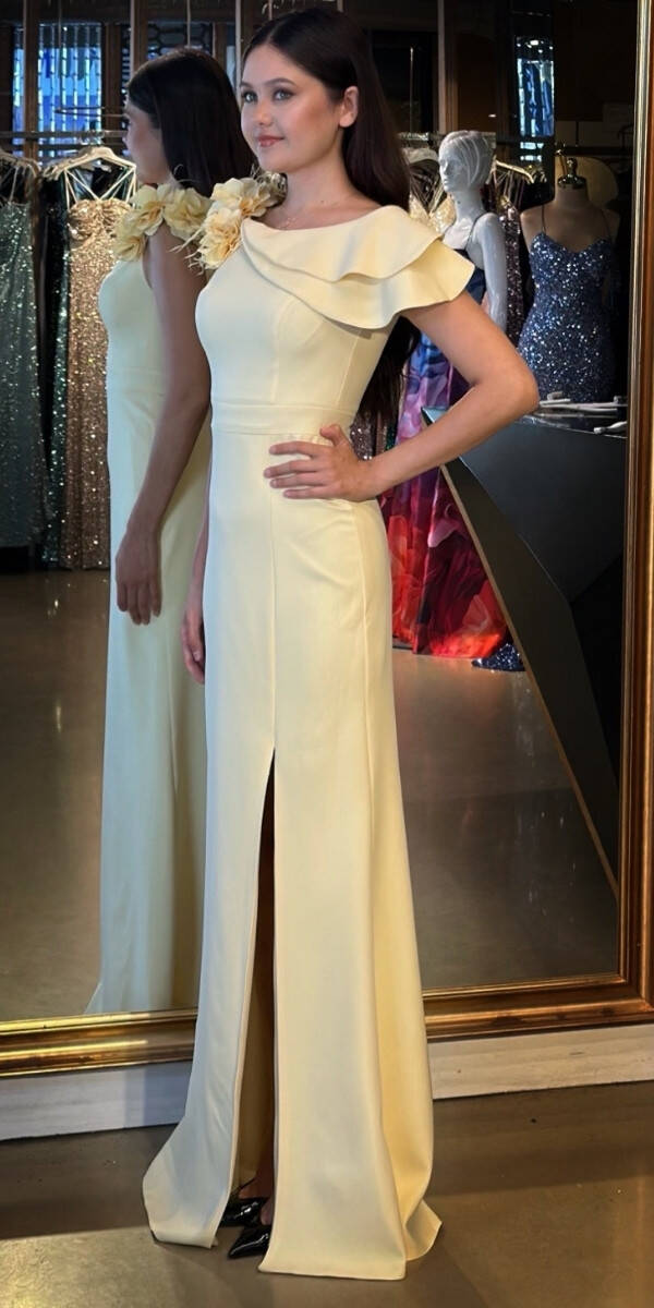 Sarı Çiçek Detaylı Yırtmaçlı Düz Kesim Krep Uzun Abiye Elbise 11027 - 2