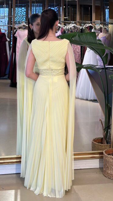 Sarı V Yaka Pelerin Kloş Etekli Şifon Uzun Abiye Elbise 11108-10 - 5