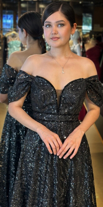 Siyah Boncuk İşlemeli Madonna Yaka Kloş Etekli Simli Uzun Abiye Elbise 7547 - 3