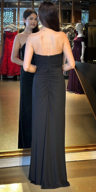 Siyah Çiçek Detaylı Straplez Yaka Yırtmaçlı Düz Kesim Likralı Uzun Abiye Elbise 11096 - 5