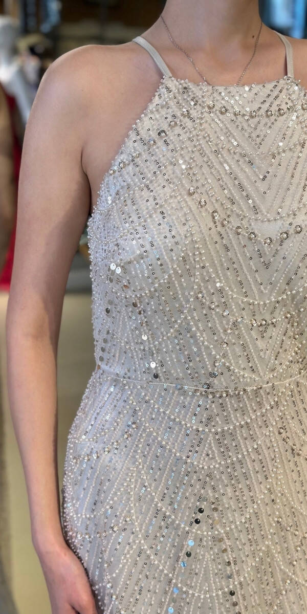 Bej Halter Yaka İp Askılı Düz Kesim Pullu Boncuklu Uzun Abiye Elbise 11103-04 - 4