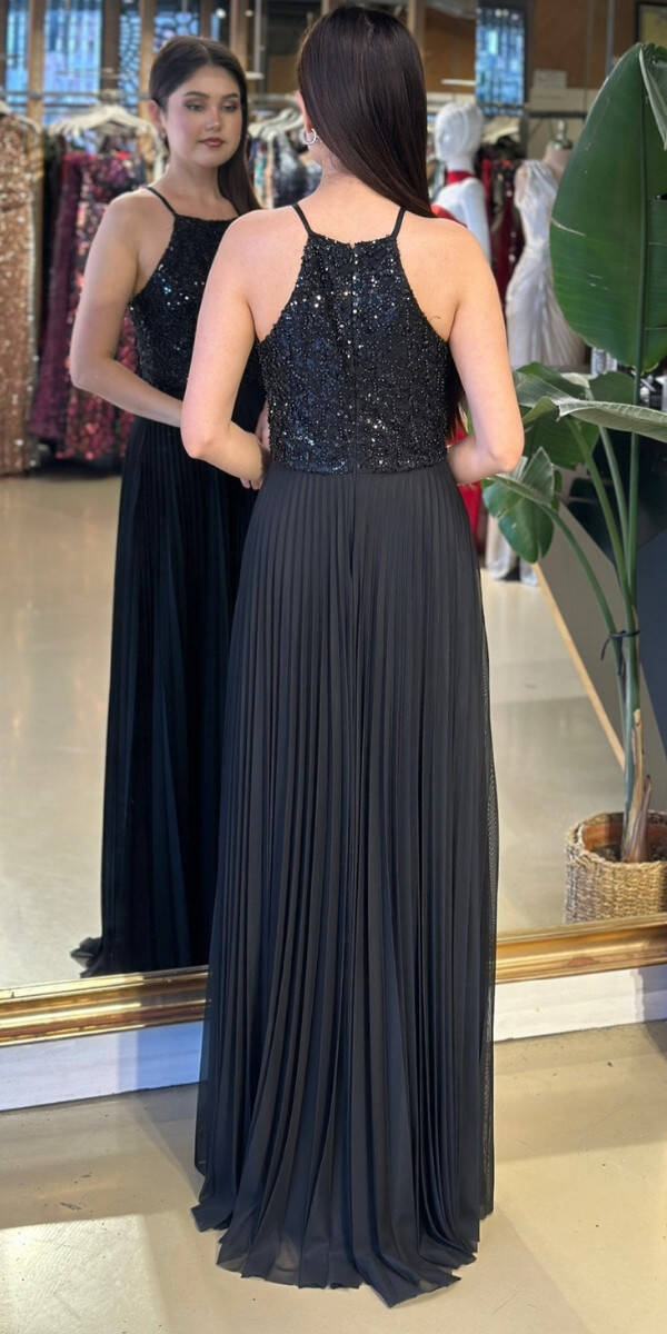 Siyah Halter Yaka Kloş Etekli Şifon Uzun Abiye Elbise 11118-02 - 5