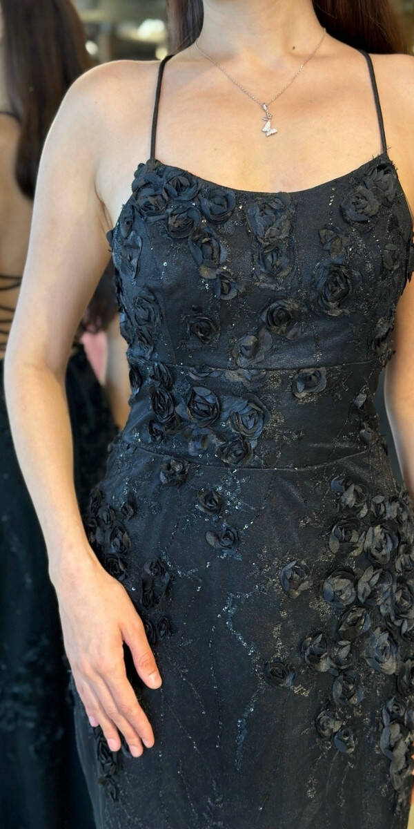 Siyah İp Askılı Çiçek Detaylı Sırt Dekolteli Düz Kesim Tül Uzun Abiye Elbise 11060 - 4