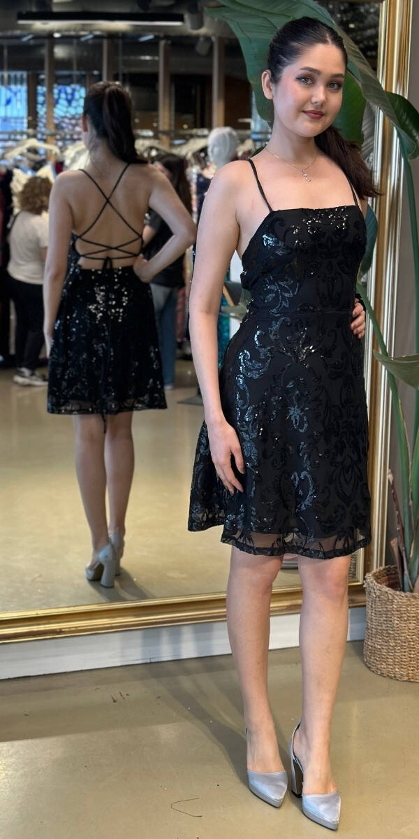 Siyah İp Askılı Sırt Dekolteli Kısa Abiye Elbise 95022 - 1