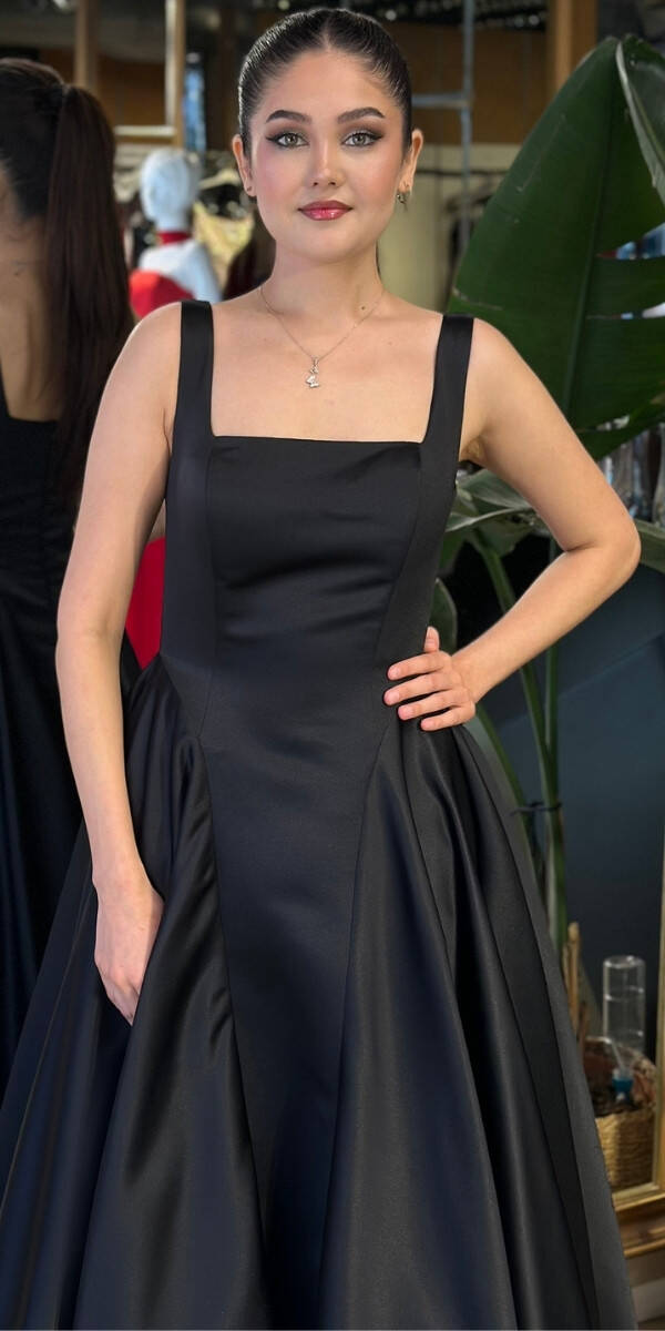 Siyah Kare Yaka Kalın Askı Kloş Etekli Tafta Uzun Abiye Elbise 11136-04 - 3