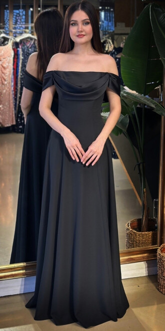 Siyah Madonna Yaka Kloş Etekli Krep Uzun Abiye Elbise 11177-01 - abiyeniall