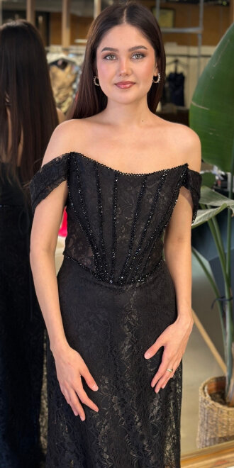 Siyah Madonna Yaka Sırt Dekolteli Düz Kesim Dantel Uzun Abiye Elbise 11181-02 - 3