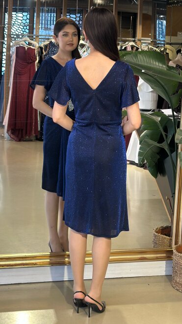 Siyah Saks Kısa Kollu Taş Detaylı Düz Kesim Simli Midi Abiye Elbise 7514 - 2