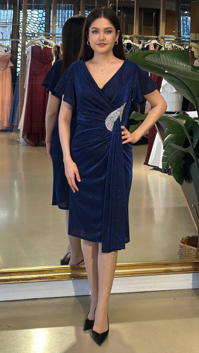 Siyah Saks Kısa Kollu Taş Detaylı Düz Kesim Simli Midi Abiye Elbise 7514 - 1