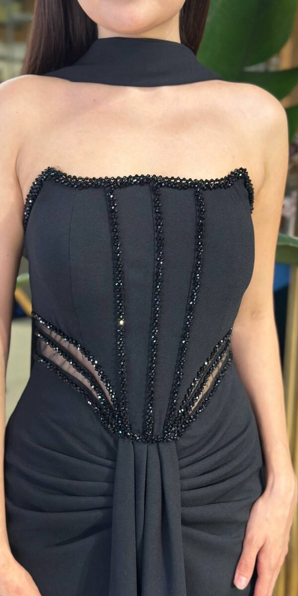 Siyah Straplez Yaka Bel Dekolteli Düz Kesim Likralı Krep Uzun Abiye Elbise 11174-01 - 4