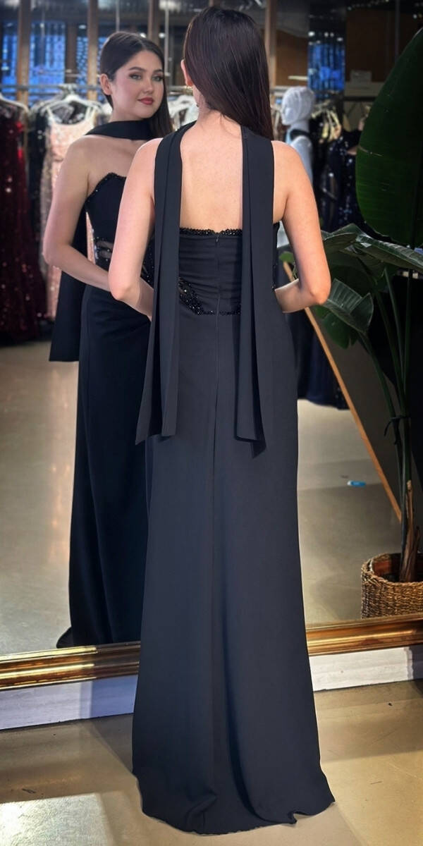 Siyah Straplez Yaka Bel Dekolteli Düz Kesim Likralı Krep Uzun Abiye Elbise 11174-01 - 5