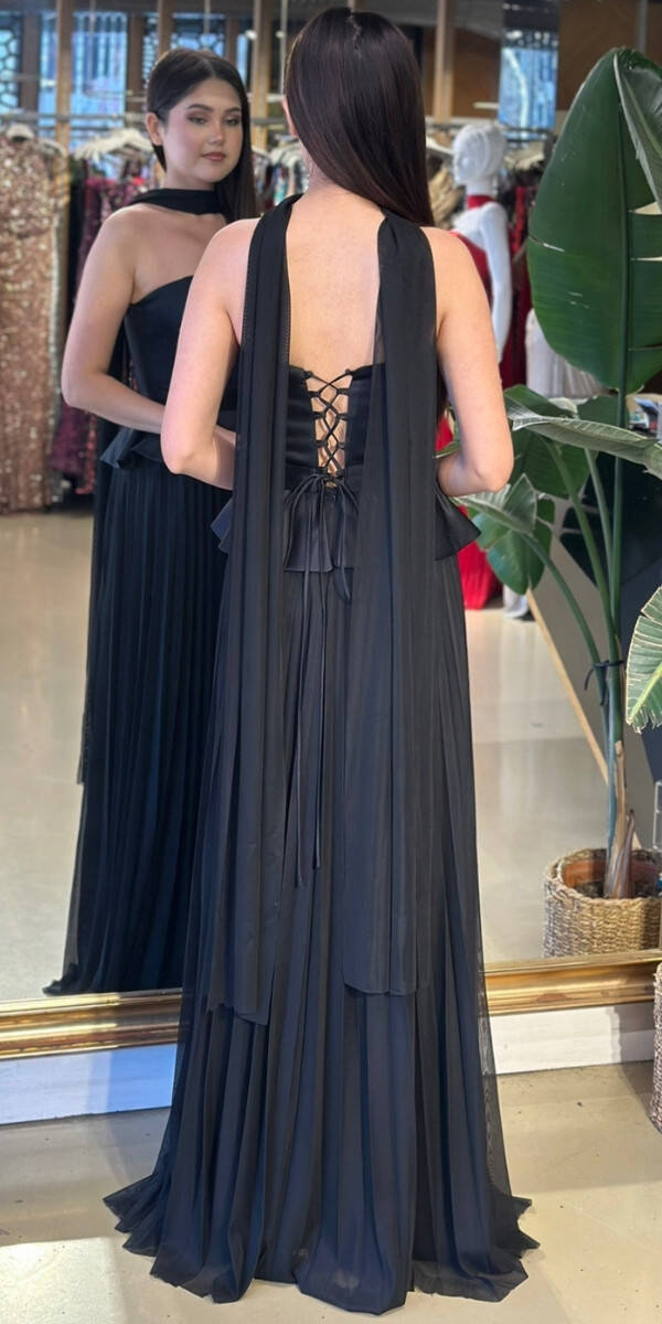 Siyah Straplez Yaka Sırt Dekolteli Kloş Etekli Şifon Uzun Abiye Elbise 11140-06 - 5