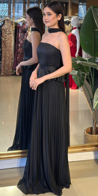 Siyah Straplez Yaka Sırt Dekolteli Kloş Etekli Şifon Uzun Abiye Elbise 11140-06 - 2