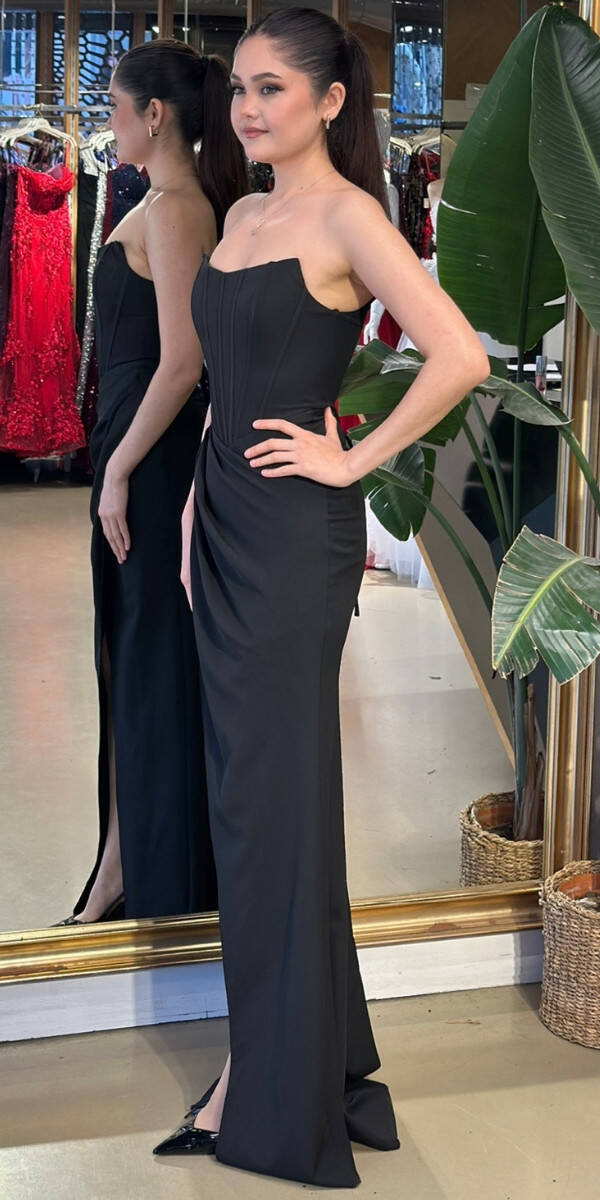 Siyah Straplez Yaka Sırt Dekolteli Yırtmaçlı Düz Kesim Krep Uzun Abiye Elbise 11175-02 - 2