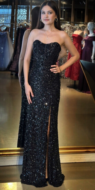 Siyah Straplez Yaka Sırt Dekolteli Yırtmaçlı Düz Kesim Payet Uzun Abiye Elbise 11093 - 1