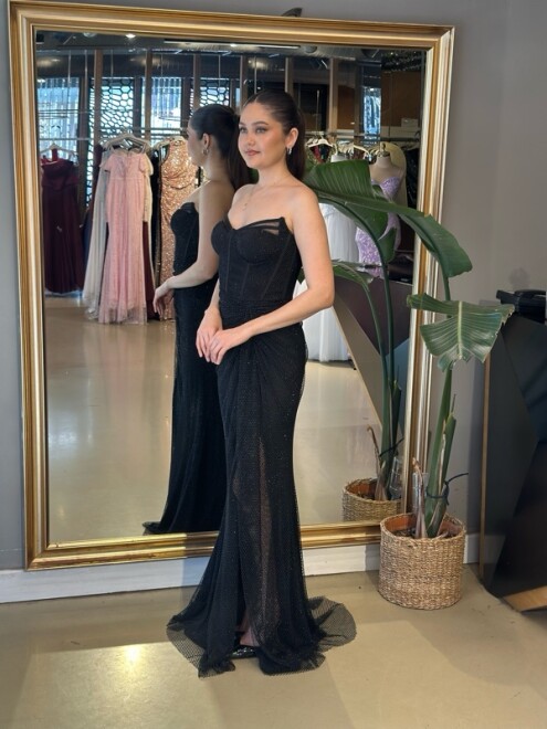 Siyah Straplez Yaka Yırtmaçlı Balık Etekli Taşlı Uzun Abiye Elbise 11171-01 - 2