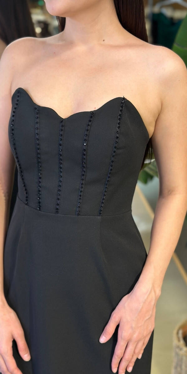 Siyah Straplez Yaka Yırtmaçlı Düz Kesim Krep Midi Abiye Elbise 11169-02 - 4