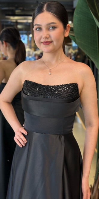 Siyah Taş Detaylı Sırt Dekolteli Yırtmaçlı Kloş Etekli Saten Uzun Abiye Elbise 7733 - 3