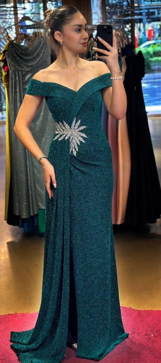 Siyah Turkuaz Madonna Yaka Taş Detaylı Yırtmaçlı Düz Kesim Simli Uzun Abiye Elbise 7566 - 1