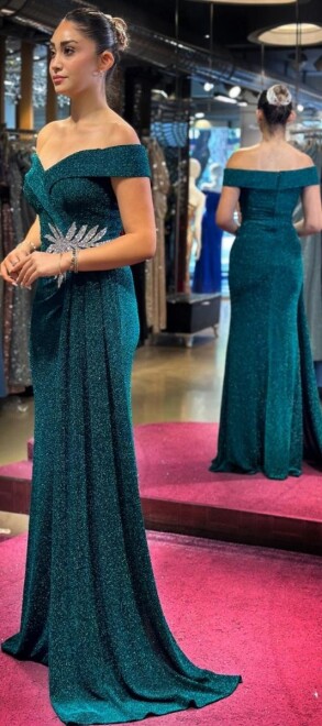 Siyah Turkuaz Madonna Yaka Taş Detaylı Yırtmaçlı Düz Kesim Simli Uzun Abiye Elbise 7566 - 3