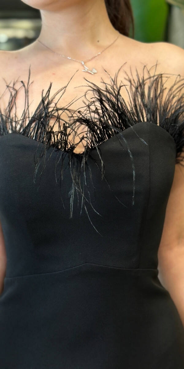 Siyah Tüy Detaylı Yırtmaçlı Düz Kesim Krep Midi Abiye Elbise 7765 - 4