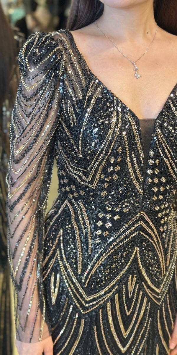 Siyah Uzun Kollu V Yaka Düz Kesim Pullu Boncuklu Uzun Abiye Elbise 7732 - 4