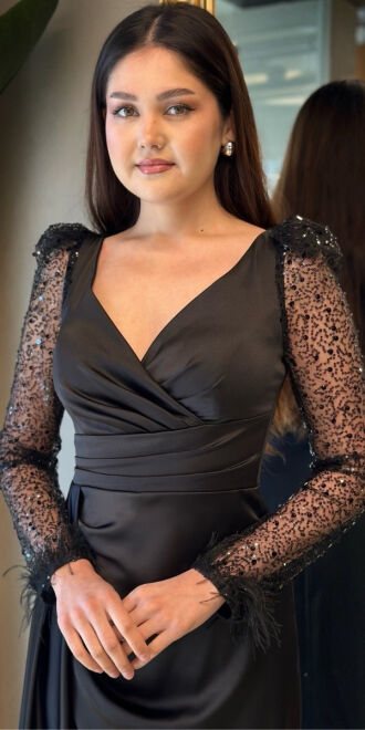 Siyah Uzun Kollu Yırtmaçlı Düz Kesim Saten Uzun Abiye Elbise 7442 - 2