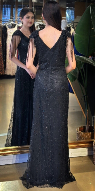 Siyah V Yaka Boncuk İşlemeli Yırtmaçlı Düz Kesim Likralı Payet Uzun Abiye Elbise 11107-03 - 5