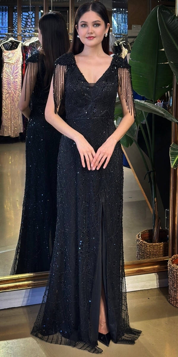 Siyah V Yaka Boncuk İşlemeli Yırtmaçlı Düz Kesim Likralı Payet Uzun Abiye Elbise 11107-03 - 1