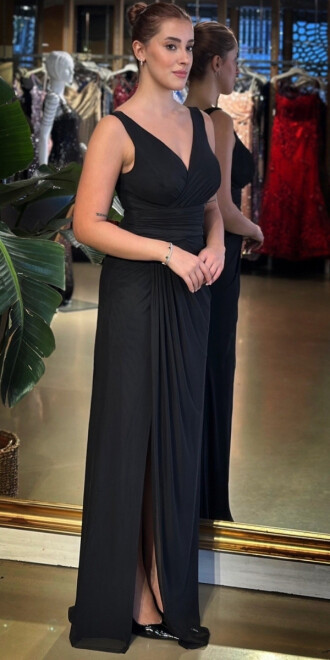 Siyah V Yaka Kalın Askı Anvelop Yırtmaçlı Düz Kesim Likralı Tül Uzun Abiye Elbise 11123-05 - 2