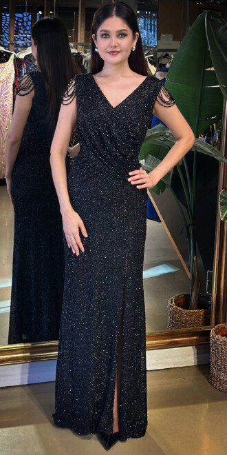 Siyah V Yaka Kalın Askı Yırtmaçlı Düz Kesim Likralı Pullu Boncuklu Uzun Abiye Elbise 11179-02 - abiyeniall