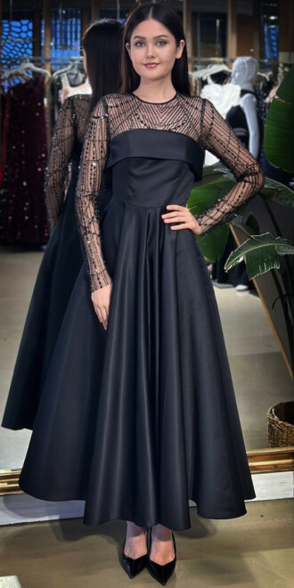 Siyah Yuvarlak Yaka Uzun Kollu Kloş Etekli Saten Midi Abiye Elbise 11139-01 - 1