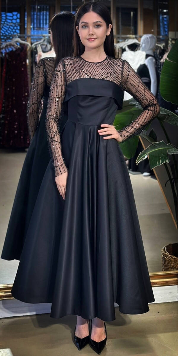 Siyah Yuvarlak Yaka Uzun Kollu Kloş Etekli Saten Midi Abiye Elbise 11139-01 - 1