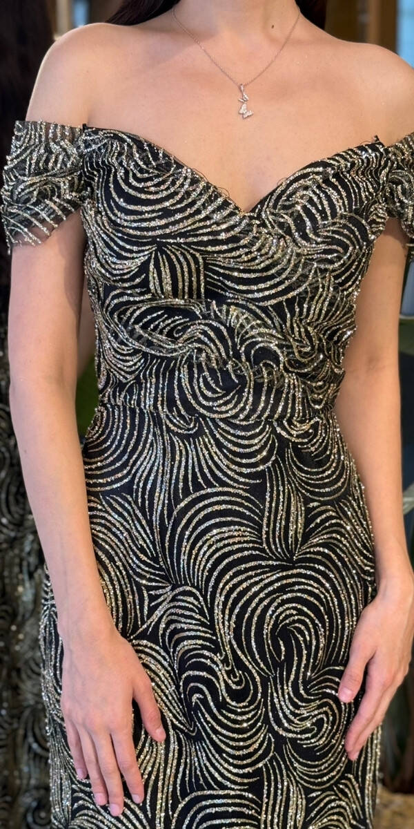 Siyah&Gold Madonna Yaka Sırt Dekolteli Düz Kesim Simli Uzun Abiye Elbise 11113-02 - 4