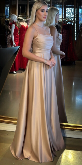 Somon Rengi İp Askılı Sırt Dekolteli Kloş Etekli Saten Uzun Abiye Elbise 7764 - 2