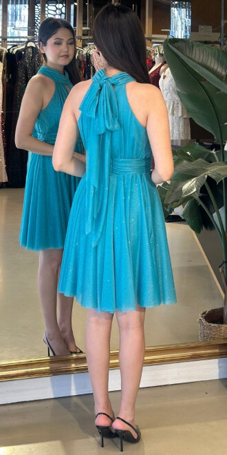 Turkuaz Sırt Dekolteli Kloş Etekli Simli Kumaş Kısa Abiye Elbise 6710 - 2